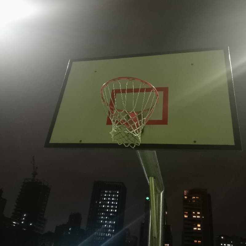週四晚上打籃球