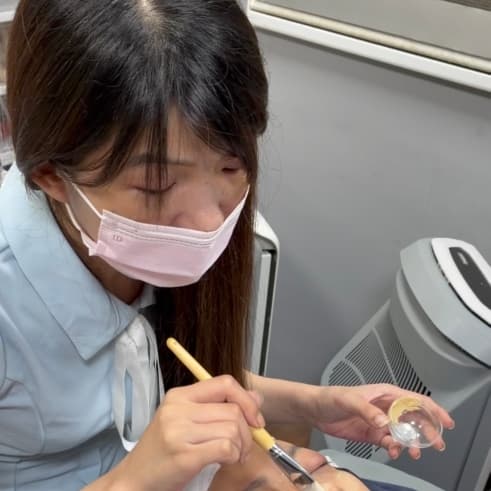 臉部去角質保養按摩