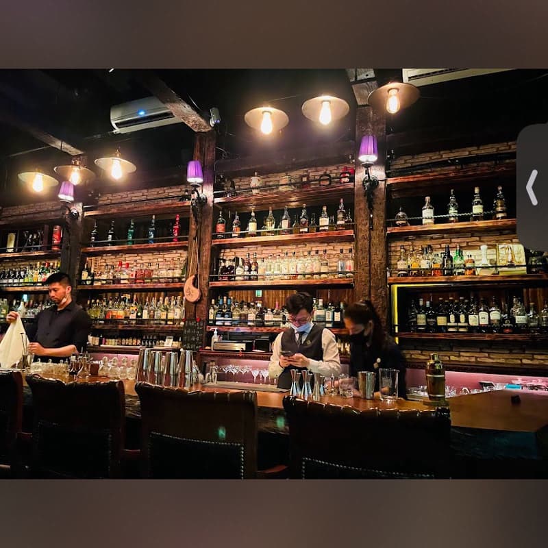 輕鬆週末小酌 at Mods🍻🍻