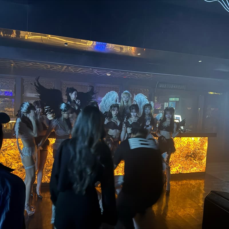 10/25wave夜店一樓兩個暢飲包週日嗨起來❤️💖❤️💖