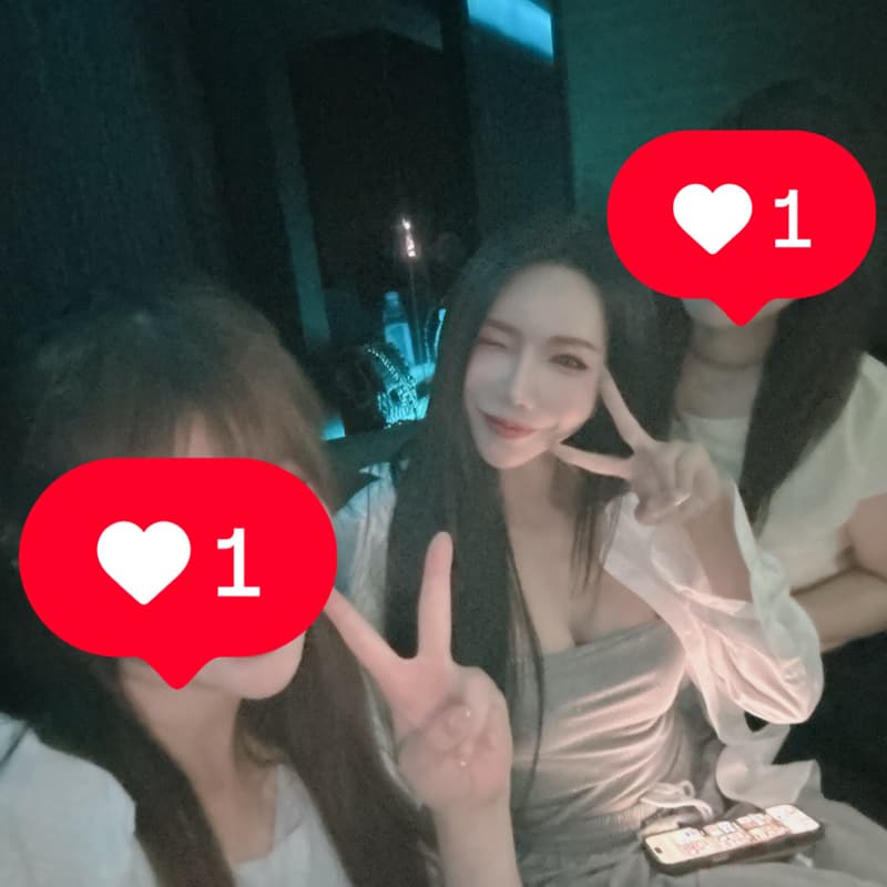 閃揪週二小團晚上八點唱歌🎤目前3女0男 #中秋節