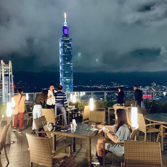 【我請客】SkyBar Together!晚霞夜景賞月 輕飲小食暢聊