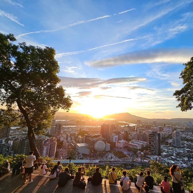 【我的聚會清單裡,挑一個一起走吧】🏔🛵每天都可🙂看過我檔案=適合在報名👌