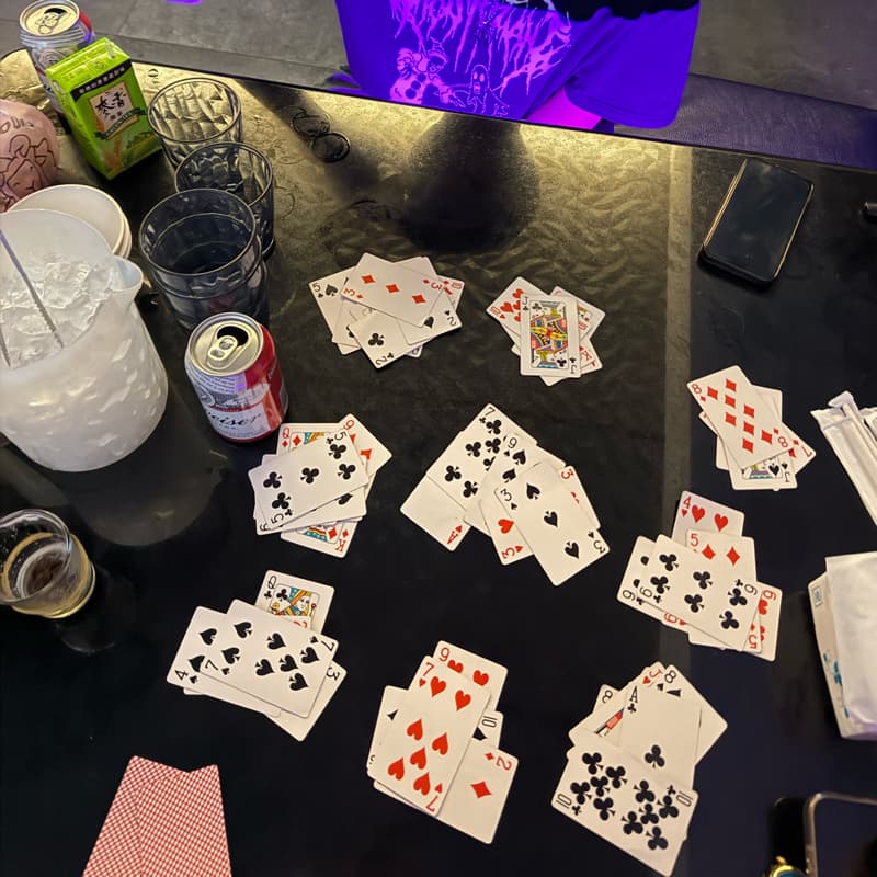 禮拜四23:00唱歌喝酒