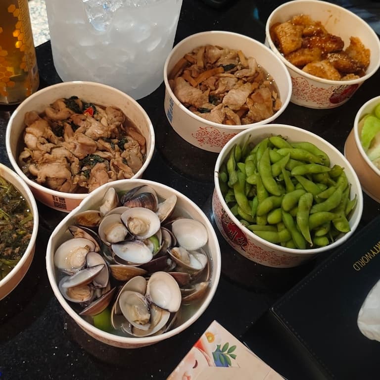 來一起唱歌認識品嚐美食❤️