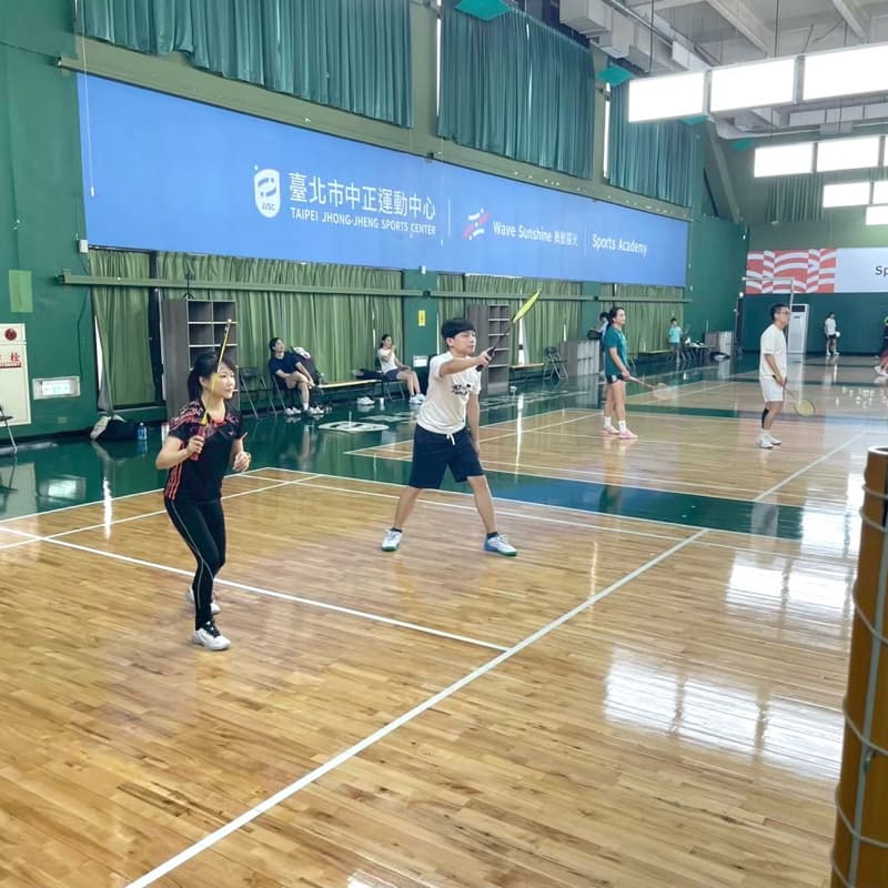 羽球開打嚕🏸 14人缺5 確定開場 歡迎新手😘