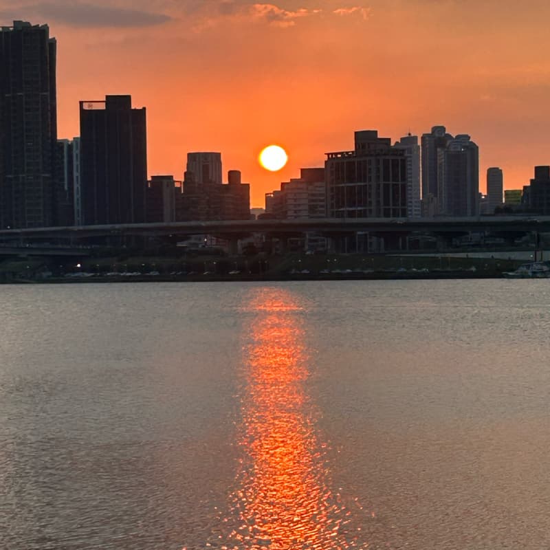 暴風雨前的北海岸粽香夕陽半日遊