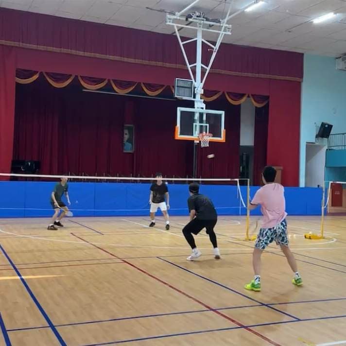 10/26愉快週末,一起來打羽球吧🏸