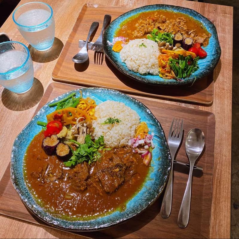 🍛 咖哩控舉手!誰跟我一樣無法抗拒咖哩的誘惑?🙋♀️😋