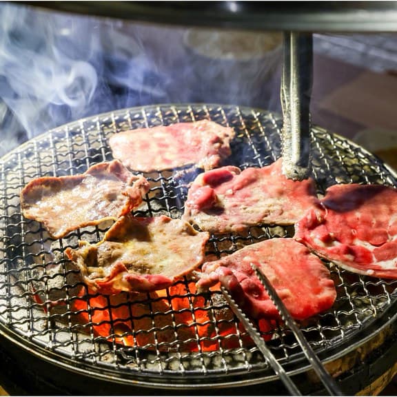 吃燒肉壓壓驚🍽️ 出一張嘴(烤必勝) 南京店